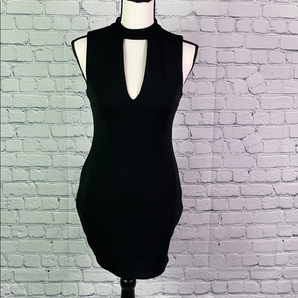 Aqua Black Dress Size Small